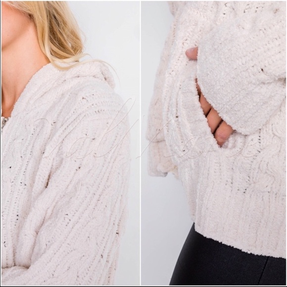 Sample sale 🔥🔥Ultra soft zip cardigan - Picture 2 of 3